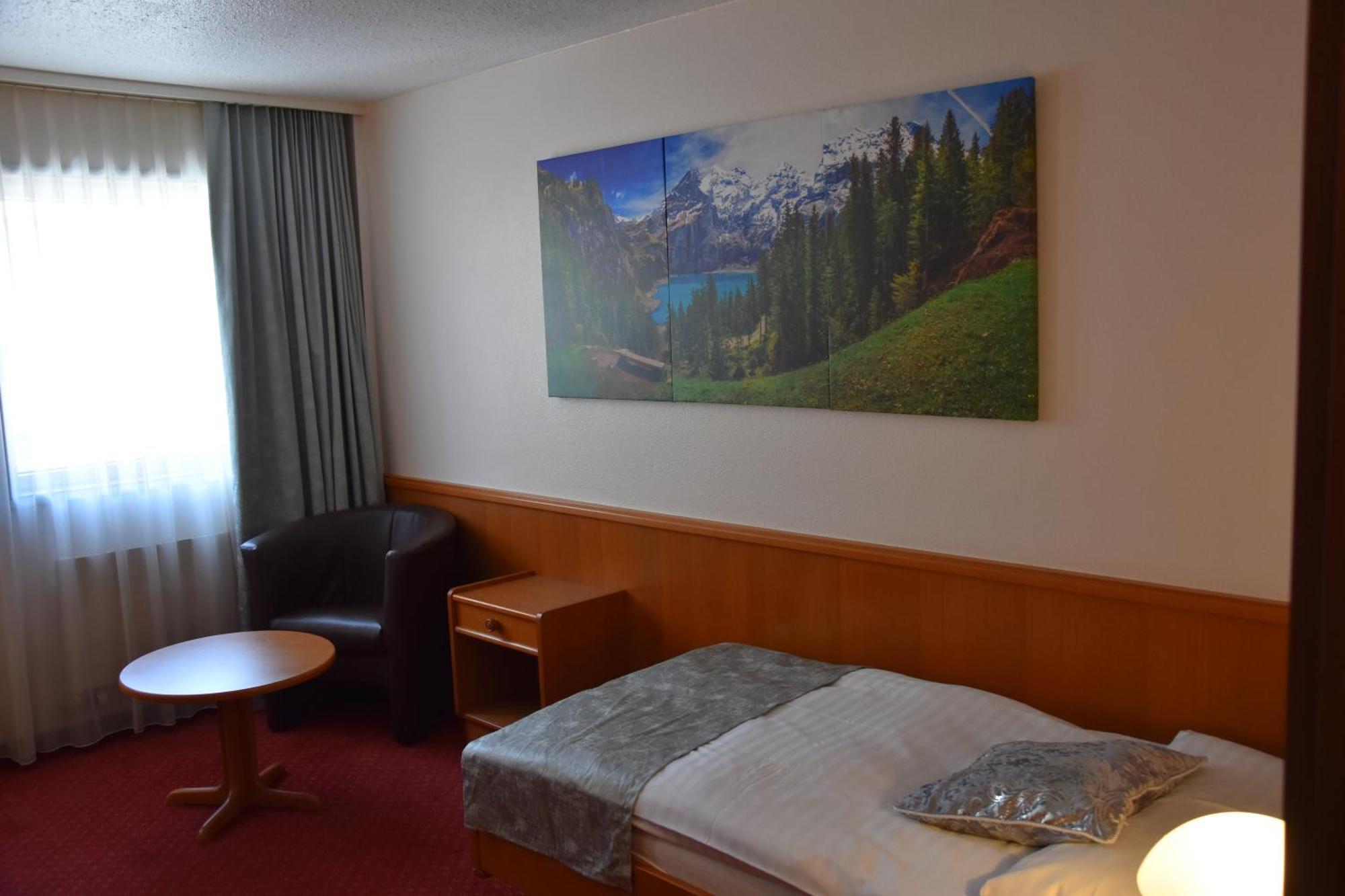 Hotel Des Trois Rois Le Locle Luaran gambar